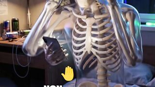 Seberapa Lama Anda Bisa Memakai Headphone Tanpa Henti?