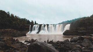 Silly Smile Live Wallpaper 4K - an amazing waterfalls | Trending HD Video