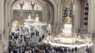 grand mosque interior with devoted worshippers | Professional HD Video