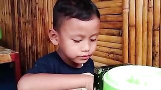 Memories with grandma when walking, only grandma's voice is heard grandma, we miss grandma ????????????????