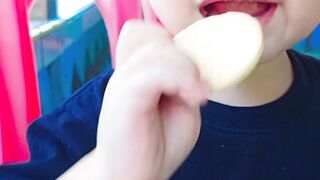 My little brother is eating these biscuits, guys????????????