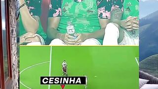 Ketika ketemu idola sendiri… ekspresinya nggak bisa disembunyikan! ????????