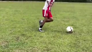 tricks to deceive the opponent in football