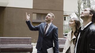 Funnyfuzzy - real estate agent touring the couples while talking | Trending HD Video