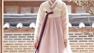 South Korean traditional clothes girl