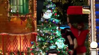 Because of the skirt, Krushna could not bend down to buy vegetables! The Kapil Sharma Show Christmas Special