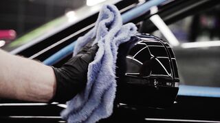 Scarred - polishing a black car | Trending HD Video