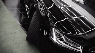 Carrefour - shiny black car | Trending HD Video