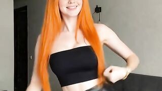ginger redhead girl dance fyp 2