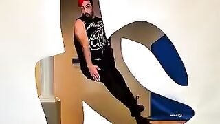 Too smooth with it #funnymoments #shortvideo #coincidences 11