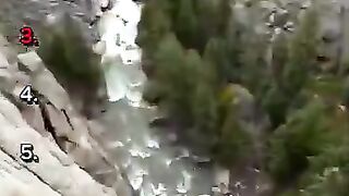 Too smooth with it #funnymoments #shortvideo #coincidences 29