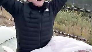 Too smooth with it #funnymoments #shortvideo #coincidences 33