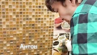Что вы жрёте вечно? Помои?