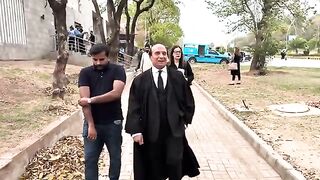 عمران خان عید گھر پر گزارینگے؟لطیف کھوسہ نے عدالت سے نکلتے ہی بڑی خبر سنادی