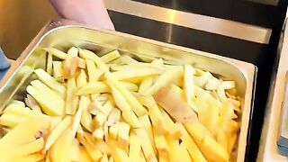 ternyata begini sejarah tentang kentang goreng????