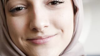 Funnyfuzzy - close up of girl in hijab smiling | Trending HD Video