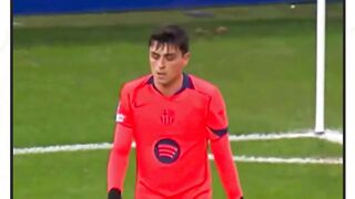 Pedri terlalu banyak nonton tutorial