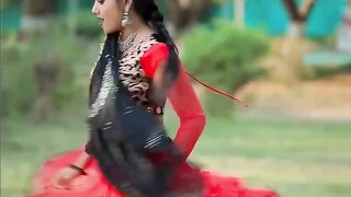 Dhire Dhire Pass A Rahi Hai