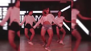 Indian Girl Yumi Balami Dance