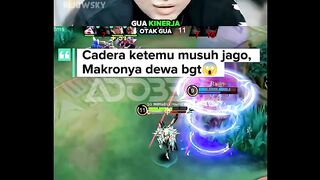 Momen kocak Cadera pas liat musuhnya.