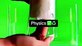 Professeur de physique Sigma, illusion de physique 356