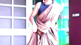 बोतल चढ़ी केतना ???? #bhojpuri #dance #bhojpurisong #bhojpuridance #ytshorts #shorts #youtube