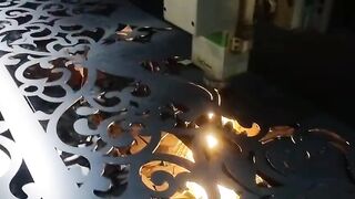 FIBER LASER PLAT, PAGAR MOTIF