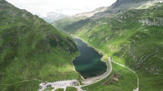 4K Computer Monitor - stunning aerial view of swiss alpine lake | Trending HD Video
