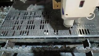 Dunia Industri Pakai Laser Cutting Plat