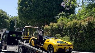 Carrefour - yellow ferrari cali vibes | Trending HD Video
