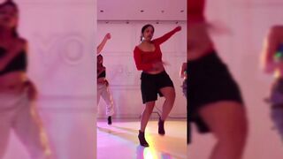 Indian Girl Jen Annani Dance 4