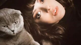 Idhar-Udhar Love Vibes | Selin Şekerci Viral Star Photos