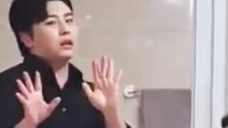 Aku sudah bilang sebelum nya kamu yang tidak percaya