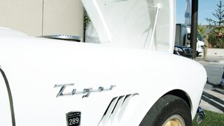 Scarred - a sports car name model in chrome design | Trending HD Video