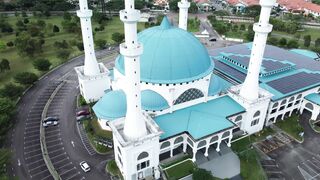 mosque with minarets | Professional HD Video