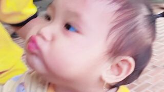 Please watch until the end, guys, Aa's behavior is really fun with my little brother,????????????