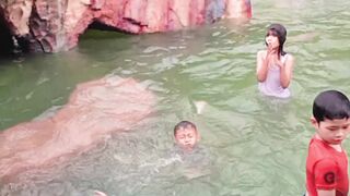 This is a really good place to take a bath, you'll be addicted to it????????????