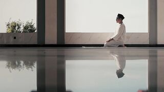 The Shy Snow Woman and the Cursed Ring - id | Trending HD Video 175