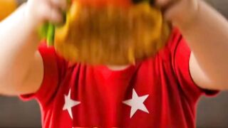 Cute catoo donot miss watch this????