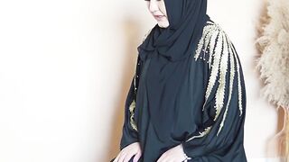 The Pioneer Woman - woman praying intentionally | Trending HD Video