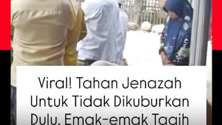 Viral video yang memperlihatkan sejumlah emak-emak di Sampang menahan pemberangkatan jenazah karena almarhumah semasa hidup memiliki utang.
