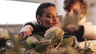 Funnyfuzzy - models with glitter makeup | Trending HD Video