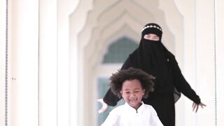 Secrets of Divine Love A Spiritual Journey Into the Heart of Islam - id | Trending HD Video 159