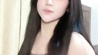 Beautiful Girl's Cute Hand Dance & Lip-Sync Trends