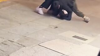 Street Fight Thief vc Man