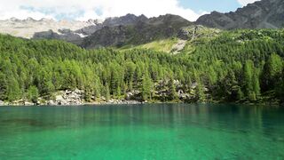 4K Computer Monitor - breathtaking aerial view of alpine lake | Trending HD Video