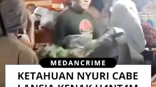 Nenek mencuri cabe