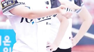 DAMN! THOSE B*UNCY VIBES ARE ILLEGAL! ????????