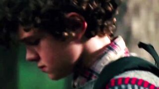 If you make a sound, you will die #movieclips #scifi