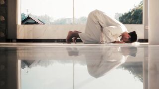 The Shy Snow Woman and the Cursed Ring - id | Trending HD Video 181